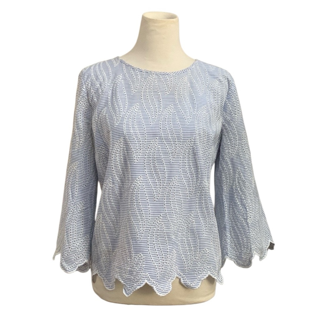 Ann Taylor eyelet embroidered top